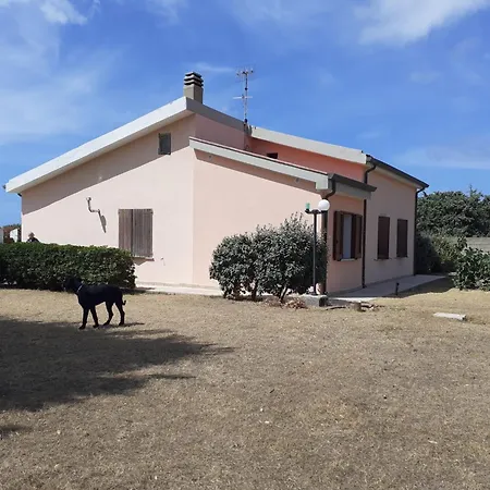 Villa Singola Vicino Al Mare 度假居
